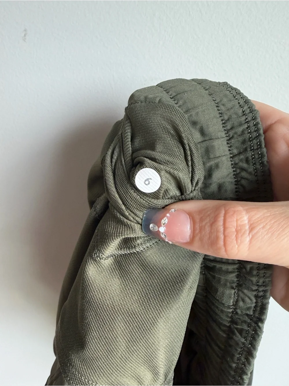 lululemon Heritage Green Camo SET Flow-Y Sports Bra & Hotty Hot Shorts - Picture 8 of 8